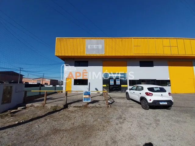 Imagem: O depósito possui 3 Banheiros, 250m² de Área e está
