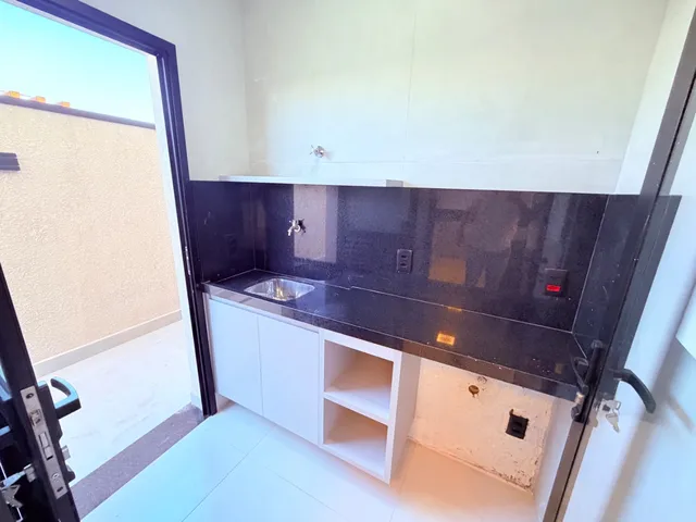 Imagem 13: Casa em Condomínio à Venda em Paulínia-SP, Bairro Parque Brasil 500: 3 Quartos, 3
