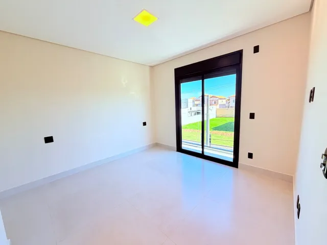 Imagem 2: Casa em Condomínio à Venda em Paulínia-SP, Bairro Parque Brasil 500: 3 Quartos, 3