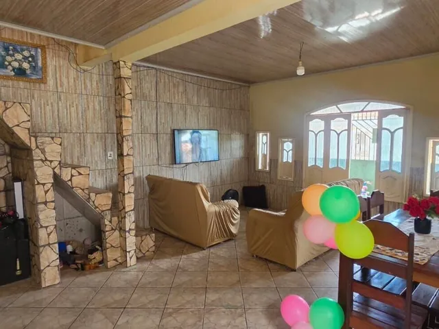 Imagem 8: Oportunidade na Cabanagem: Casa Espaçosa com Quintal e Rua Asfaltada