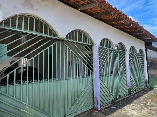Imagem 6: Oportunidade na Cabanagem: Casa Espaçosa com Quintal e Rua Asfaltada
