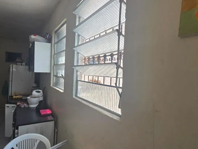 Imagem 5: Casa Triplex 500m² no Marco – 4 Quartos, 1 Suíte e Excelente Localização
