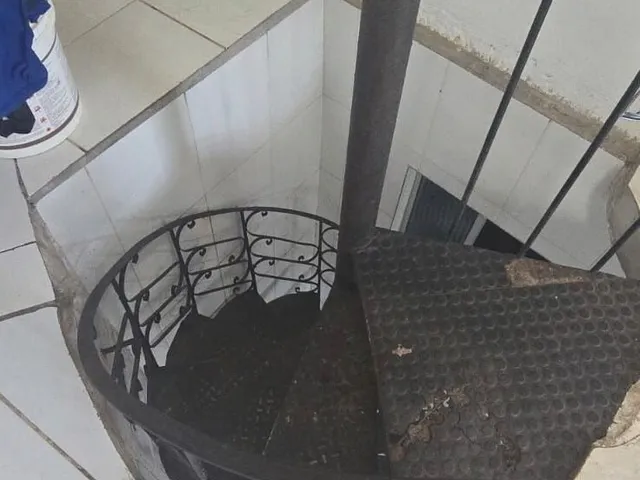 Imagem 4: Casa Triplex 500m² no Marco – 4 Quartos, 1 Suíte e Excelente Localização
