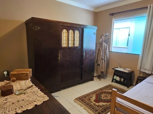 Imagem 16: Casa no Cypress Garden com Piscina, Lago e Área Verde