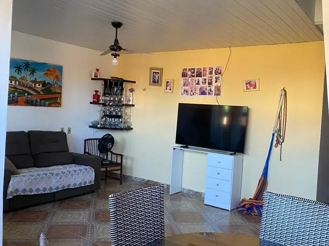 Imagem 9: Casa Duplex à Venda com 3 Quartos e 2 Suítes por R$ 200 Mil em Ananindeua/PA