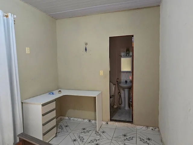 Imagem 16: Casa Duplex à Venda com 3 Quartos e 2 Suítes por R$ 200 Mil em Ananindeua/PA