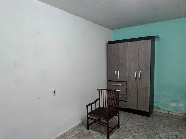 Imagem 2: Casa Duplex à Venda com 3 Quartos e 2 Suítes por R$ 200 Mil em Ananindeua/PA