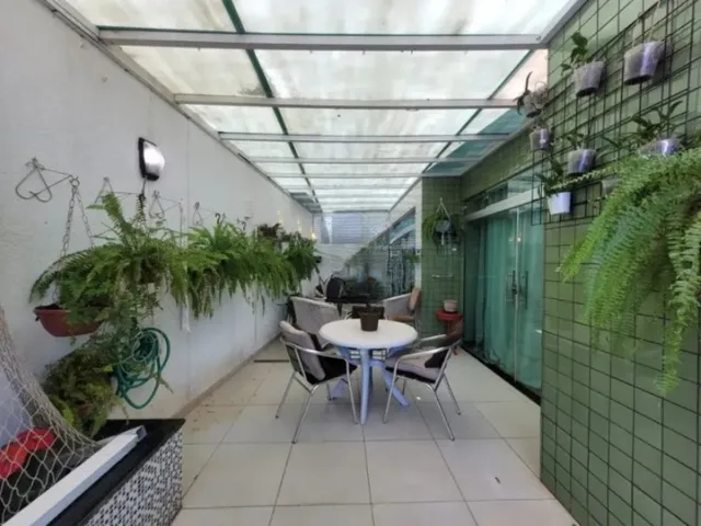 Imagem: O apartamento possui 3 Dormitórios, 1 Suíte, 2 Banheiros,