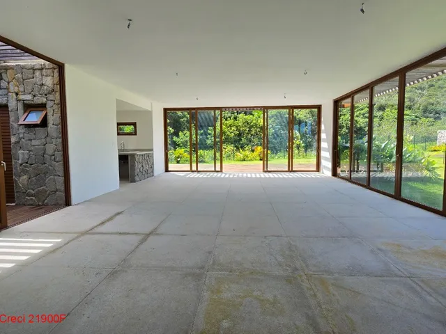 Imagem 2: Excelente Terreno plano, 1000 m², Em condomínio com total infraestrutura, Projeto de