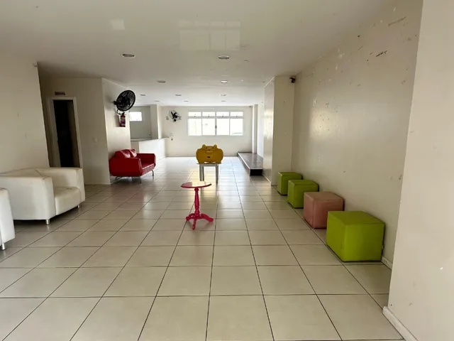 Imagem 6: Vendo apartamento 3/4 com 1 suíte, armários planejados, Cond. Citta Itapuã, R