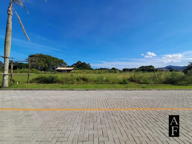 Imagem: O terreno possui 361m² de Área e está localizado em