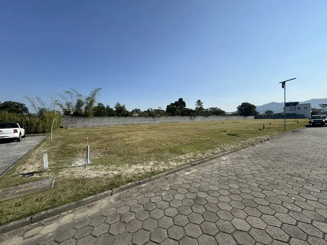 Imagem 2: Terreno em Condomínio Aqualina