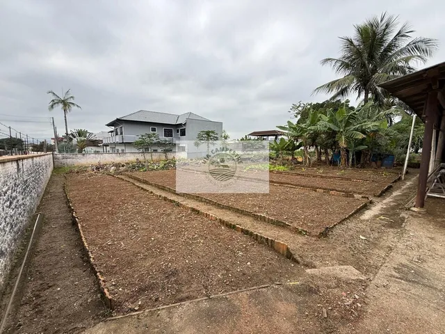 Imagem: Terreno no bairro Iririu, estuda permuta
