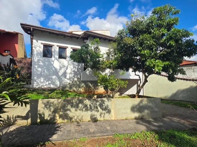 Imagem: Encantadora Casa em Condomínio no Jardim