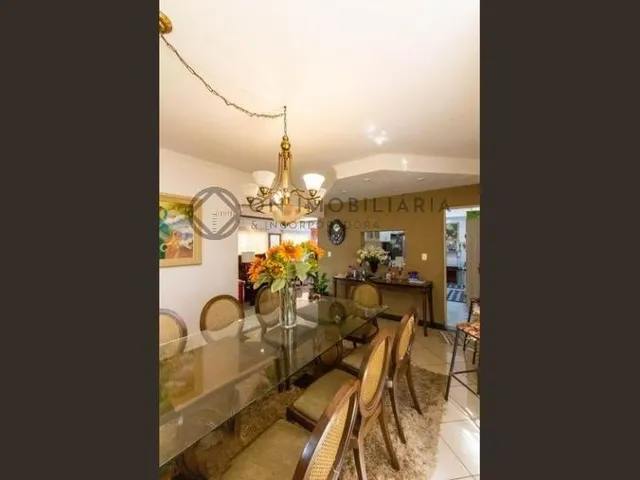 Imagem 5: Espaçosa Casa com 4 Suítes e Lazer Completo em Condomínio São Paulo Ii, Cotia