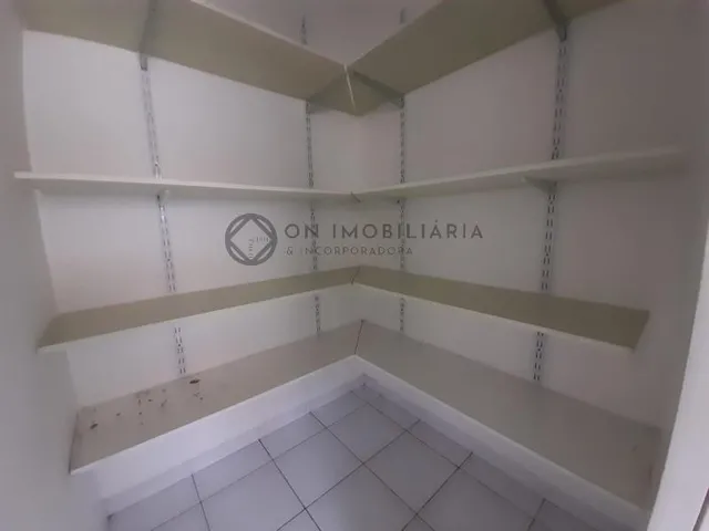 Imagem 11: Casa ampla com 4 dormitórios e piscina em São Paulo II, Cotia - Segurança 24h e lazer