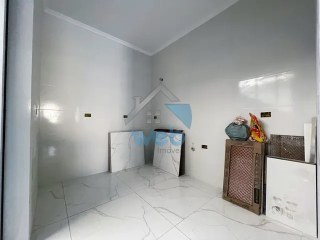 Imagem 9: Sobrado, três quartos, sala, edicula com churrasqueira, ótima localização