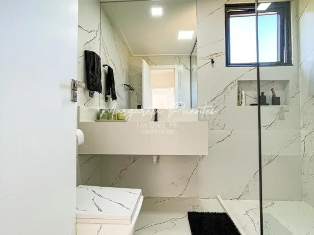 Imagem 13: Maravilhosa casa duplex, recém construída, no Condomínio Busca Vida, um dos mais