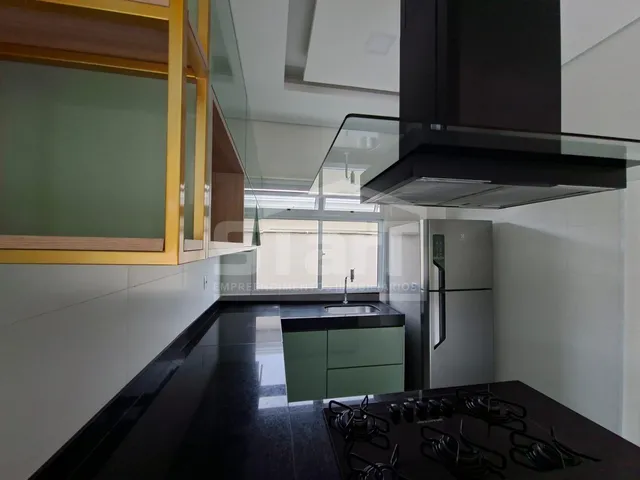 Imagem 12: Casa Colonial com Jacuzzi em Condomínio Próximo à Lagoa Central por R 1.180.000