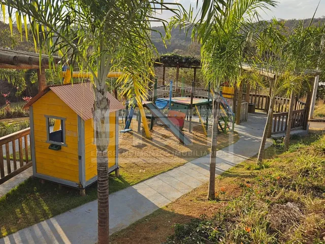 Imagem 2: Lote de 1.000 m no Condomínio Versailles Ville de France por R 249 mil