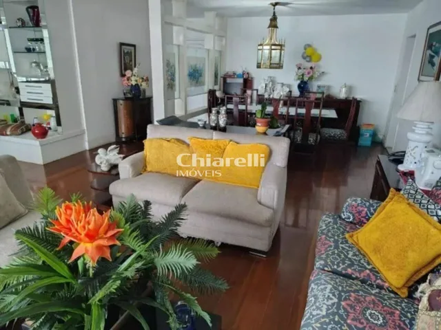 Imagem 16: Espaçoso apartamento de 4 quartos com 256 m² em Icaraí - Niterói/RJ, por apenas R