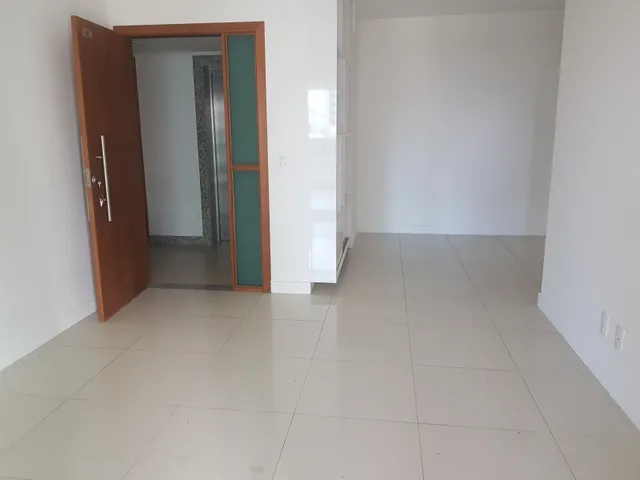 Imagem 16: Apartamento para Aluguel com 3 Quartos, 130M, 2 Garagem na Pituba