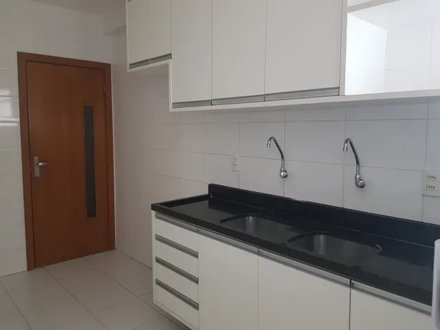 Imagem 11: Apartamento para Aluguel com 3 Quartos, 130M, 2 Garagem na Pituba