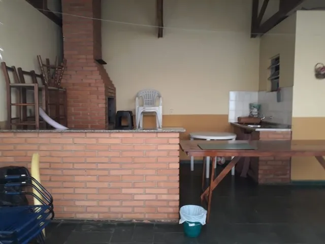 Imagem: Vende-Se Sobrado