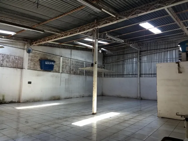 Imagem 2: Galpão Comercial em Olinda