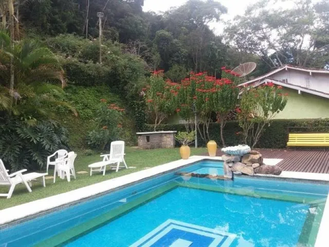 Imagem 10: Vendo Casa Linear Moderna com Vista Panorâmica Indevassável Hospitaleira Teresópolis/Rj