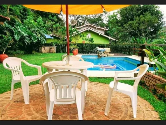 Imagem 3: Vendo Casa Linear Moderna com Vista Panorâmica Indevassável Hospitaleira Teresópolis/Rj