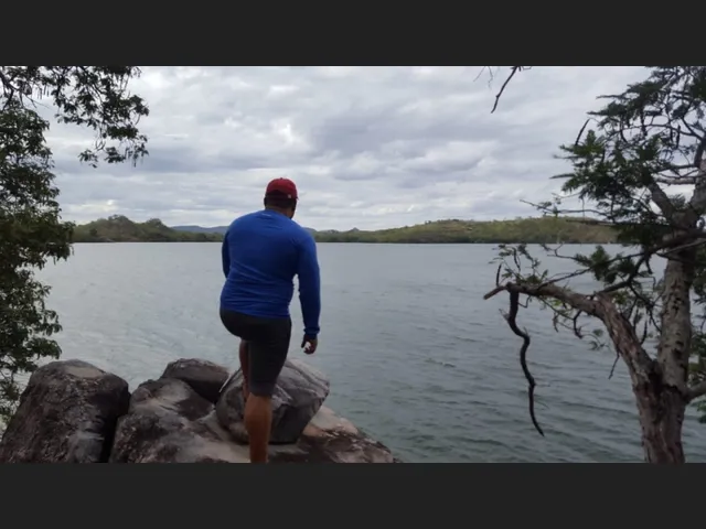 Imagem: Terreno as Margens do Lago de Xingó