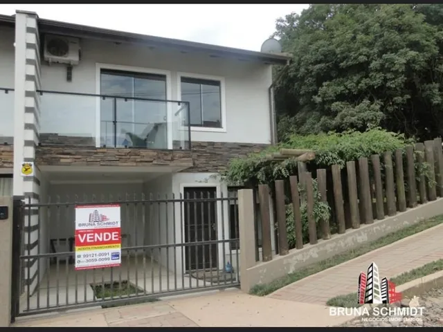 Imagem: A casa em condomínio possui 2 Dormitórios, 2 Banheiros,