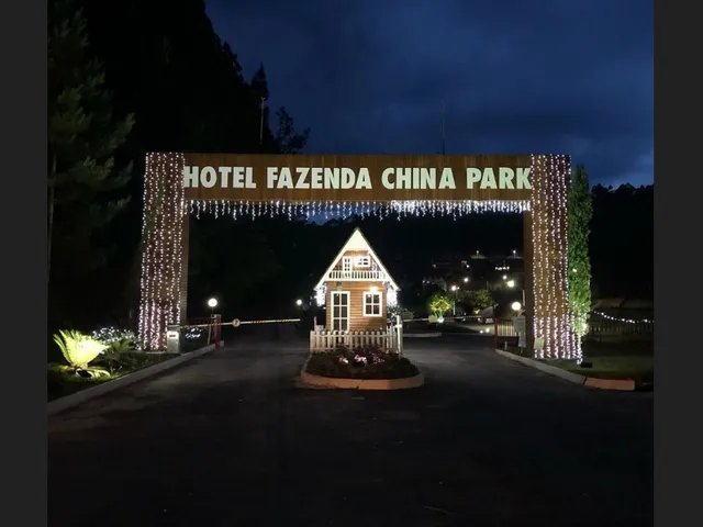 Imagem 7: Terreno com Chalé na Planta Dentro do Parque do China