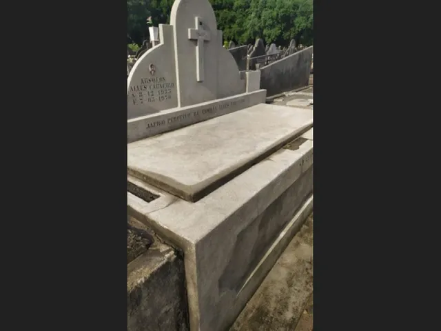 Imagem: Jazigo Perpétuo no Cemitério São Francisco