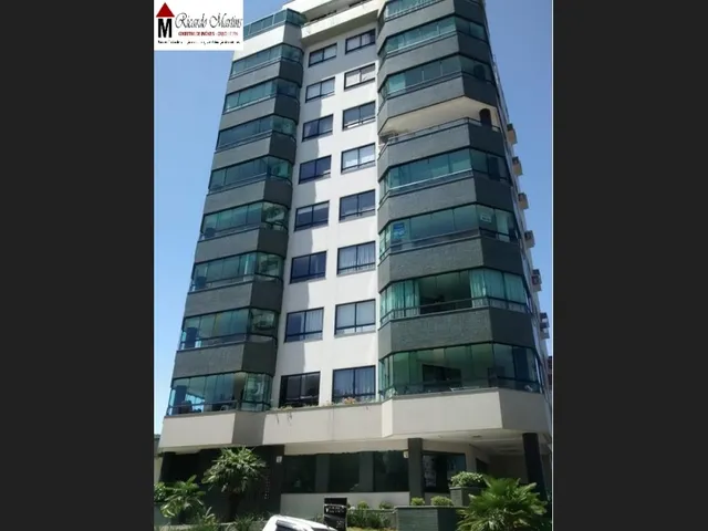 Imagem: O apartamento possui 3 Dormitórios, 1 Suíte, 1 Banheiro,