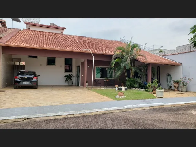 Imagem: Sobrado em Condomínio com 5 Quartos