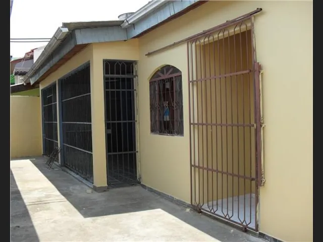 Imagem 5: Casa no Centro com 03 Quartos