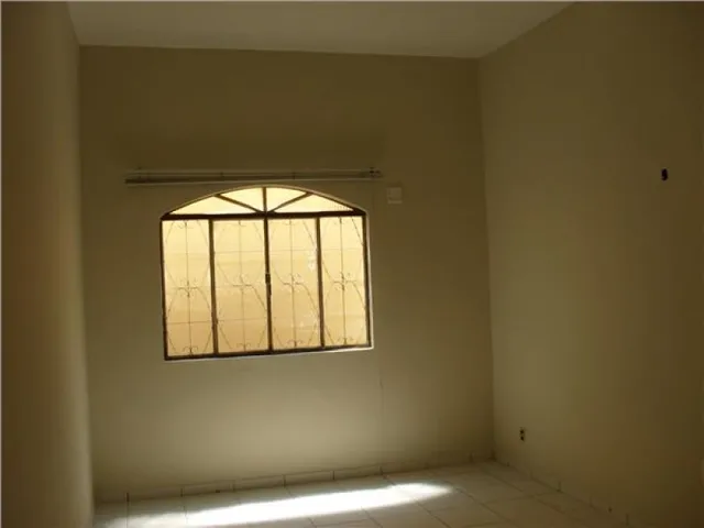 Imagem 3: Casa no Centro com 03 Quartos