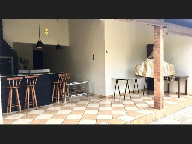 Imagem: Vendo Casa em Ibiporã com Amplo Espaço