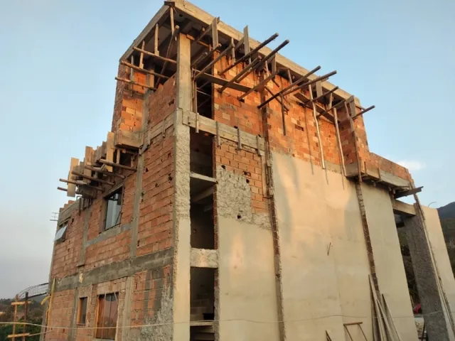 Imagem 7: Casa/ Chácara em Construção 4 Quartos, 4 Banheiros 2 Pavimentos + Cobertura