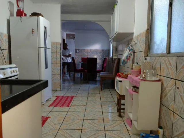 Imagem: Casa 2 Quartos, Sendo 01 Suíte. Cidade