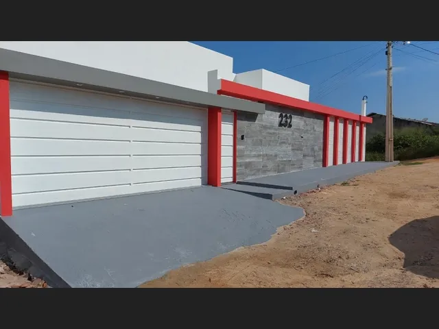 Imagem: A casa possui 3 Dormitórios, 3 Suítes, 4 Banheiros,