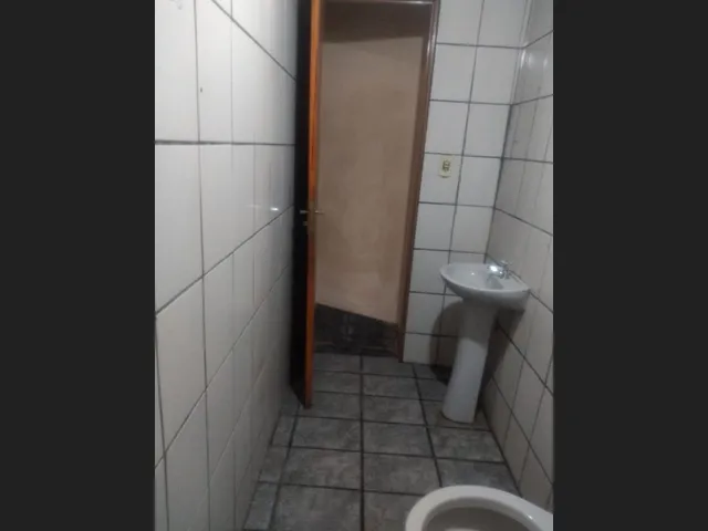 Imagem 3: Sala Comercial Sala comercial com aluguel por R$750 /mês