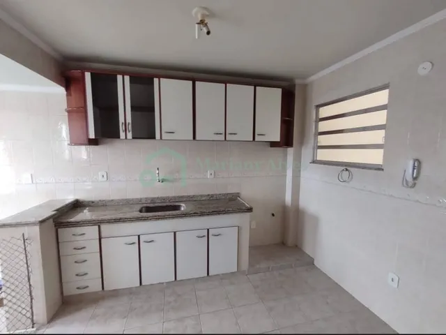 Imagem 4: Apartamento com Excelente Localização, 2 Quartos, 2 Sacadas