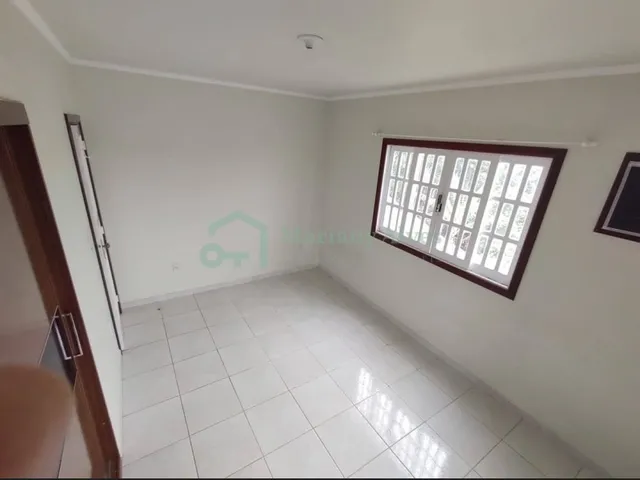 Imagem 3: Apartamento com Excelente Localização, 2 Quartos, 2 Sacadas