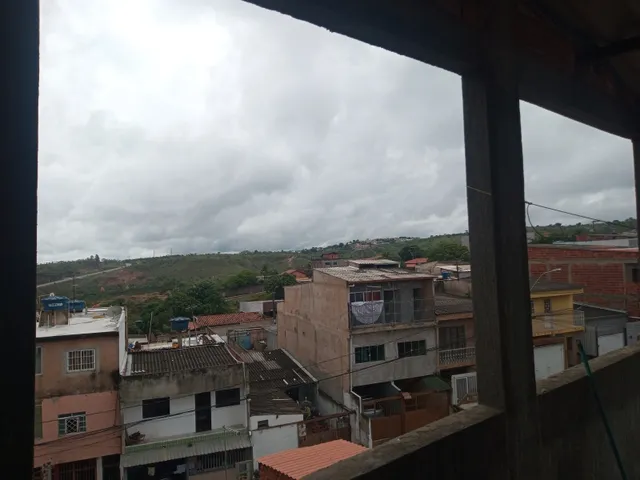 Imagem 8: Casa com Três Pavimentos e Subsolo com Acabamento de Alto Padrão