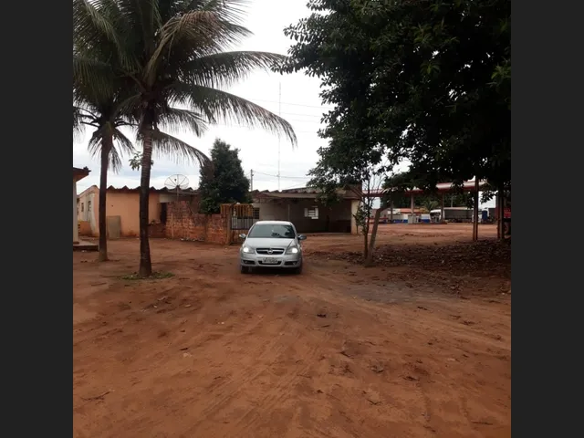 Imagem 6: Casa, com Terreno Muito Grande na Beira da Br020