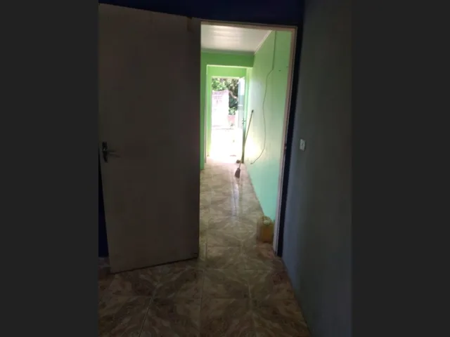 Imagem: A casa possui 1 Dormitório, 1 Banheiro, Acomodam 2