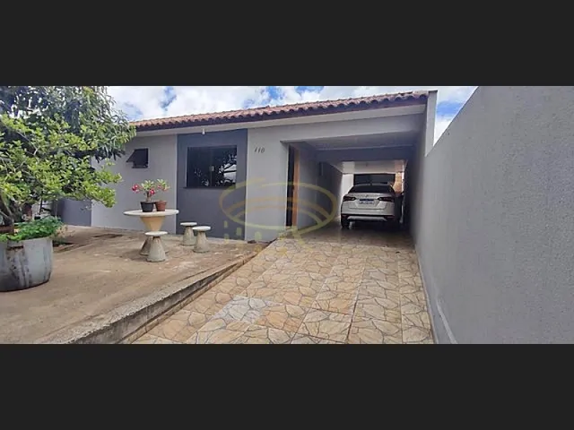 Imagem: Casa com Sala no Fundo em Maringá-Pr
